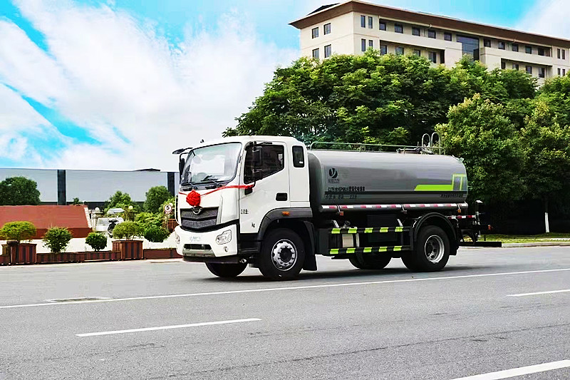 福田時代領航ES7  12-15噸灑水車