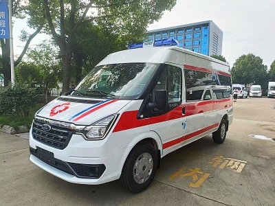 福特新時(shí)代V348長(zhǎng)軸中頂救護(hù)車